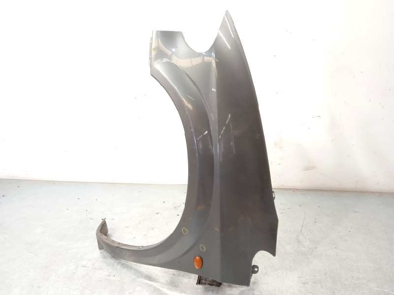 Recambio de aleta delantera izquierda para chrysler voyager (rg) 2.8 crd lx referencia OEM IAM 5018445AA  