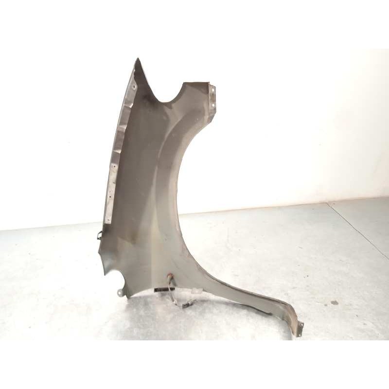 Recambio de aleta delantera izquierda para chrysler voyager (rg) 2.8 crd lx referencia OEM IAM 5018445AA  