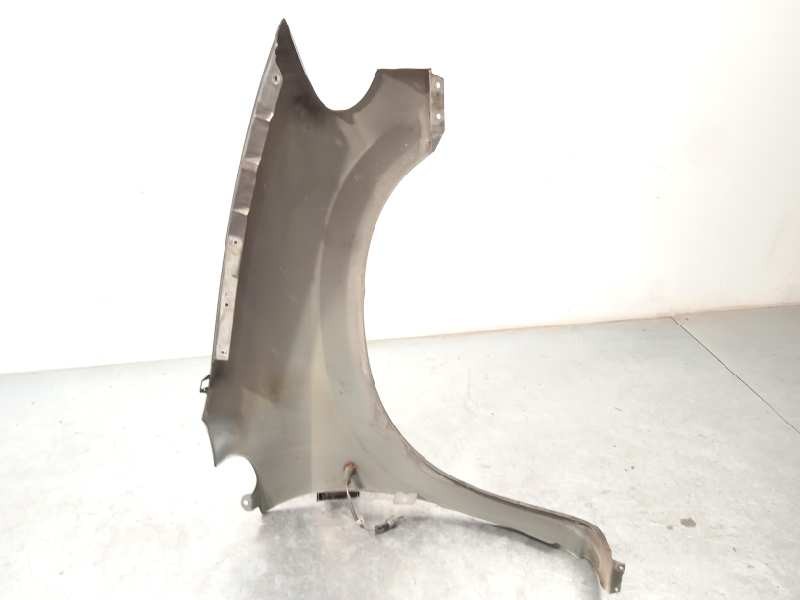 Recambio de aleta delantera izquierda para chrysler voyager (rg) 2.8 crd lx referencia OEM IAM 5018445AA  