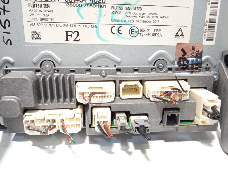 Recambio de pantalla multifuncion para toyota c-hr hybrid advance referencia OEM IAM 86140F4020  1380007950H101