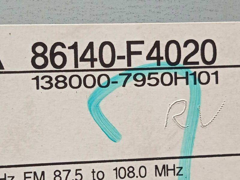 Recambio de pantalla multifuncion para toyota c-hr hybrid advance referencia OEM IAM 86140F4020  1380007950H101