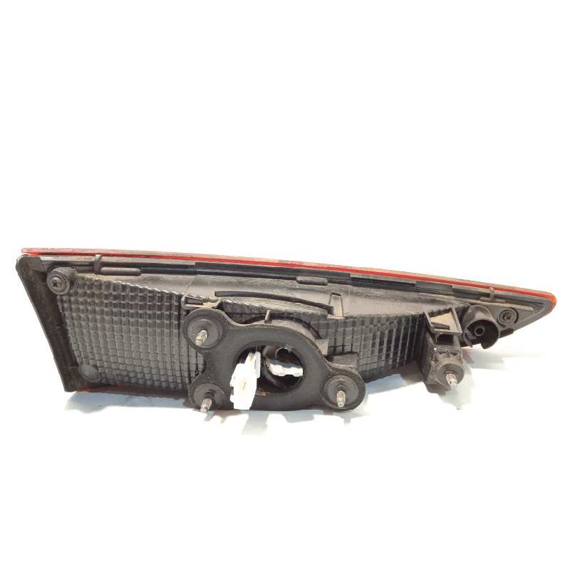 Recambio de piloto trasero derecho interior para hyundai kona 1.0 tgdi cat referencia OEM IAM 92404J9000  