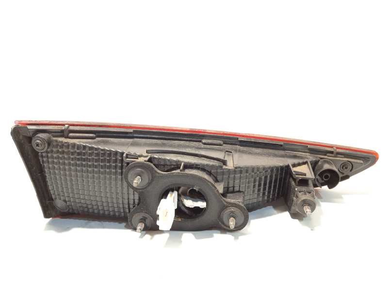 Recambio de piloto trasero derecho interior para hyundai kona 1.0 tgdi cat referencia OEM IAM 92404J9000  