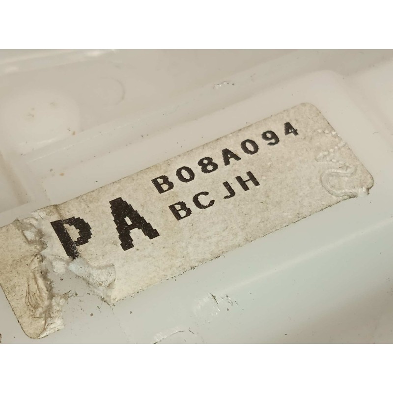 Recambio de cerradura puerta delantera derecha para mazda 3 berlina (bp) referencia OEM IAM B08A094  