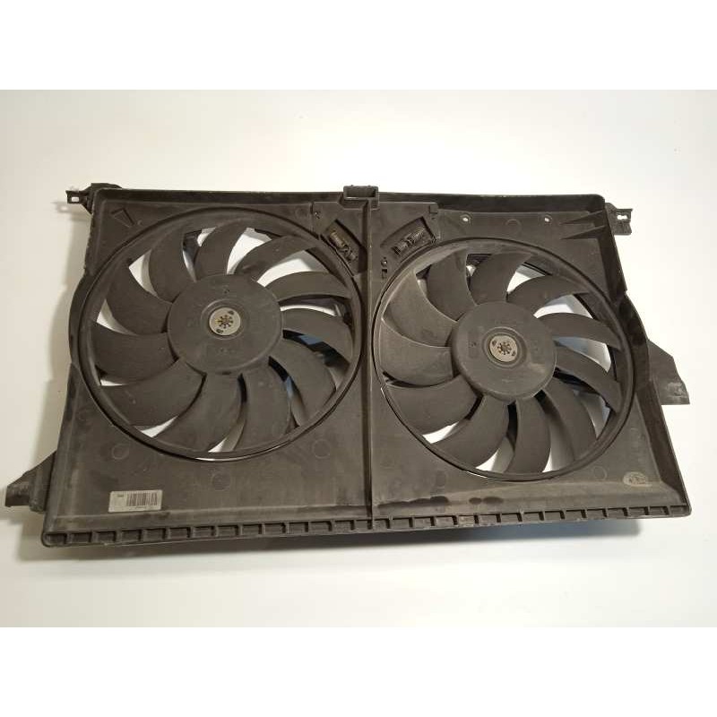 Recambio de electroventilador para opel vectra c berlina 1.9 cdti referencia OEM IAM 13196481  