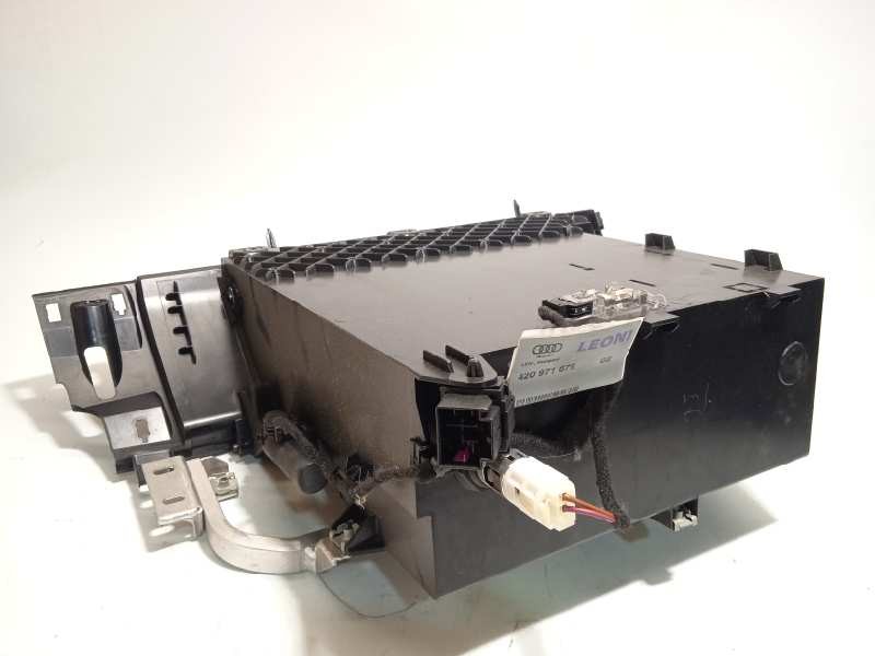 Recambio de guantera para audi r8 (423) 4.2 fsi referencia OEM IAM 423857096 42485813338M 42385709638M