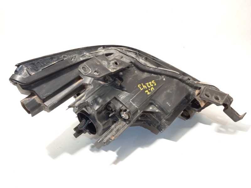 Recambio de faro izquierdo para mazda 3 berlina (bp) referencia OEM IAM BCJH51040K  