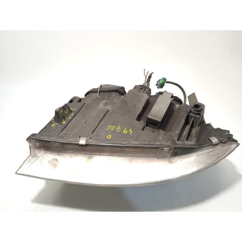 Recambio de faro derecho para audi a6 berlina (4b2) 1.9 tdi referencia OEM IAM 4B0941030R  