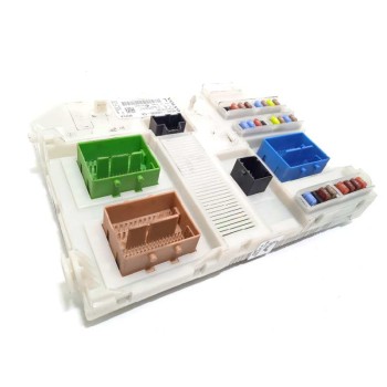 CAJA RELES / FUSIBLES 31314116 31314116AA BG9T14C256GA