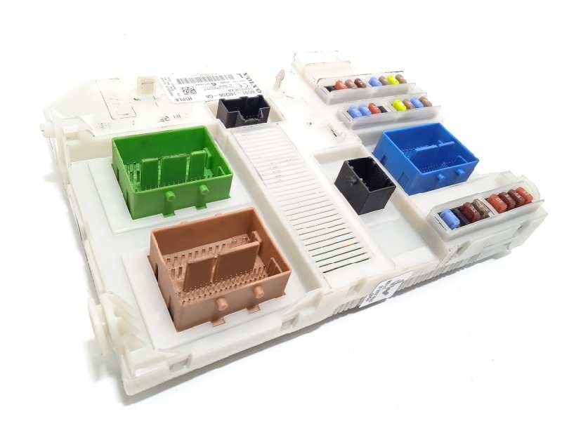 CAJA RELES / FUSIBLES 31314116 31314116AA BG9T14C256GA