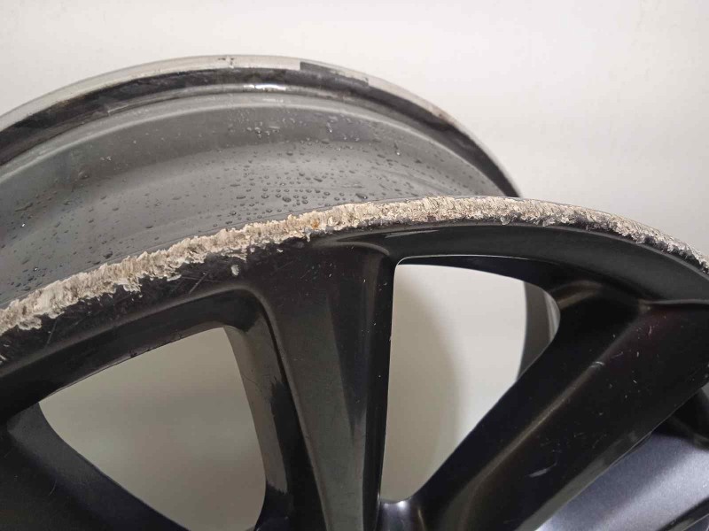 Recambio de llanta para mazda 3 berlina (bp) referencia OEM IAM 9965657080  