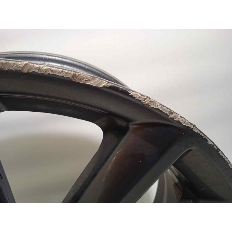 Recambio de llanta para mazda 3 berlina (bp) referencia OEM IAM 9965657080  