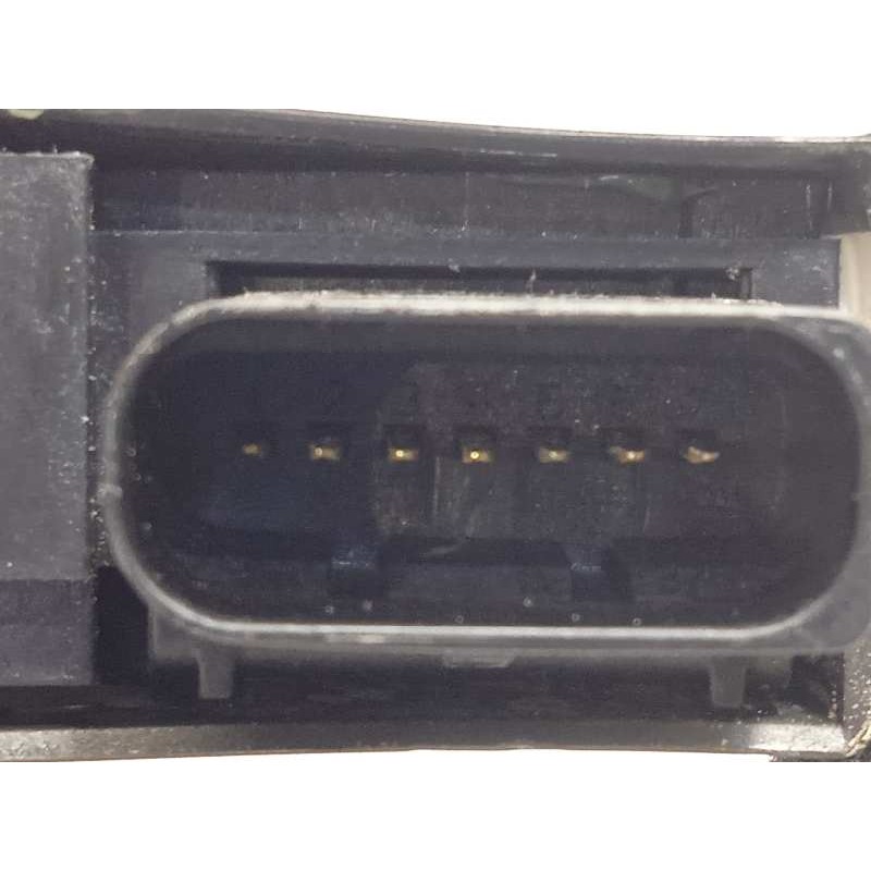 Recambio de cerradura puerta trasera izquierda para peugeot 308 gt line referencia OEM IAM 9810309980  