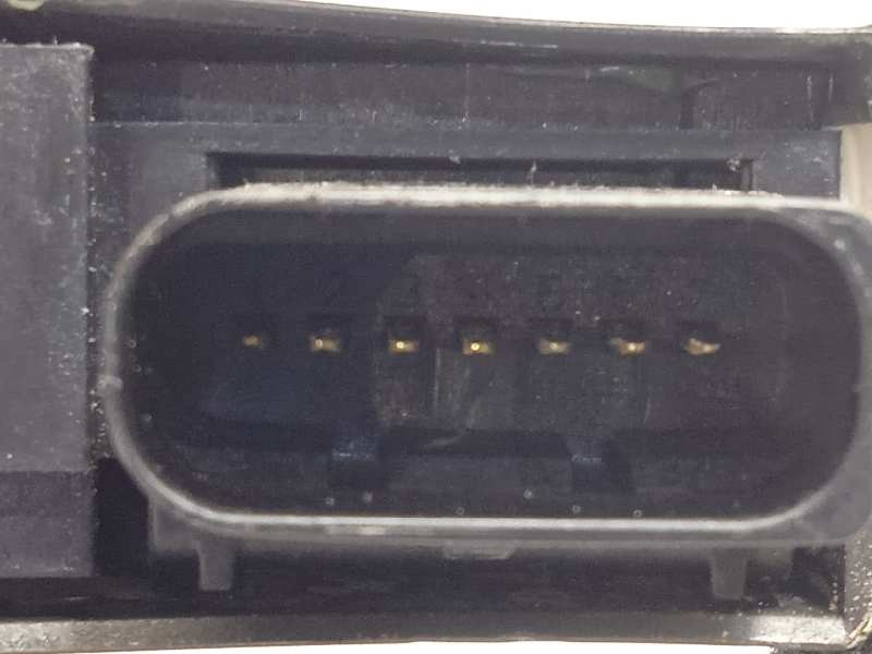 Recambio de cerradura puerta trasera izquierda para peugeot 308 gt line referencia OEM IAM 9810309980  