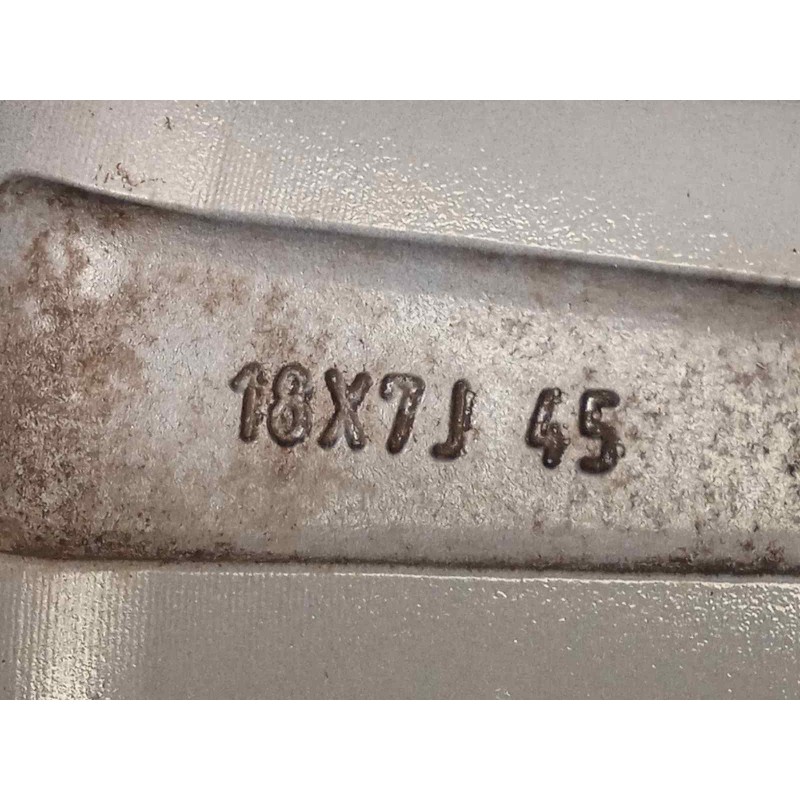 Recambio de llanta para mazda 3 berlina (bp) referencia OEM IAM 9965657080  