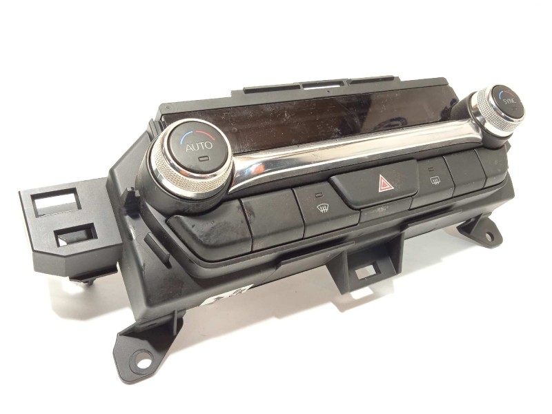 Recambio de mando climatizador para mazda 3 berlina (bp) referencia OEM IAM BDMC61190A  A2C17448803