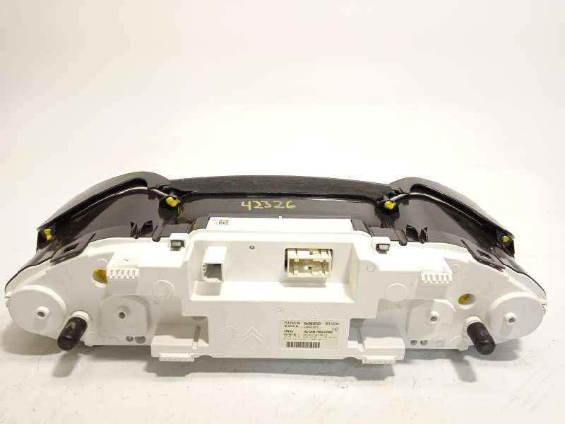 Recambio de cuadro instrumentos para peugeot 308 gt line referencia OEM IAM 9809838780  