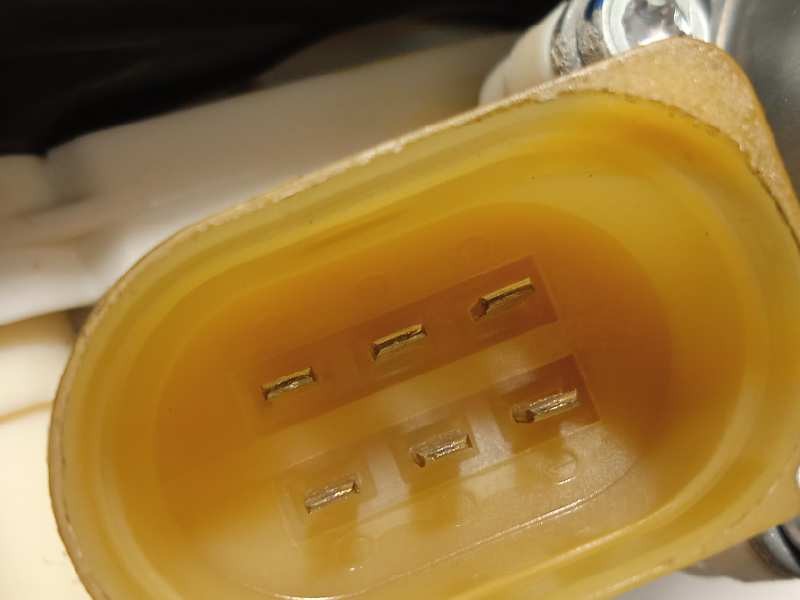 Recambio de elevalunas trasero derecho para bmw x5 (e70) xdrive30d referencia OEM IAM 6967262  0130821461