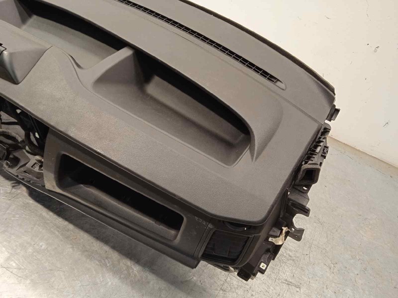 Recambio de salpicadero para ford transit furgón (tts) referencia OEM IAM 2515170  JK21V04310AM3ZHE