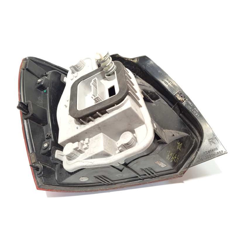 Recambio de piloto trasero derecho para volkswagen polo (6r1) advance referencia OEM IAM 6R0945096C  