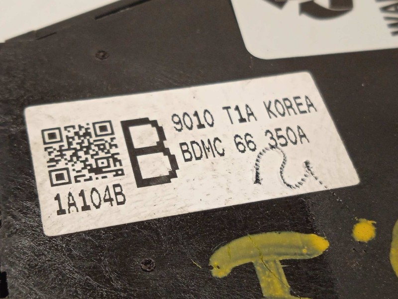 Recambio de mando elevalunas delantero izquierdo para mazda 3 berlina (bp) referencia OEM IAM BDMC66350A  