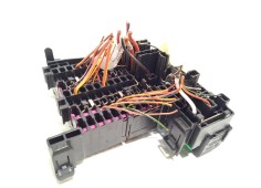 Recambio de caja reles / fusibles para seat leon sportstourer (kl8) fr referencia OEM IAM 5WA937615   2