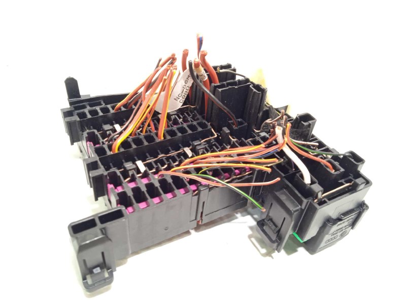 Recambio de caja reles / fusibles para seat leon sportstourer (kl8) fr referencia OEM IAM 5WA937615  