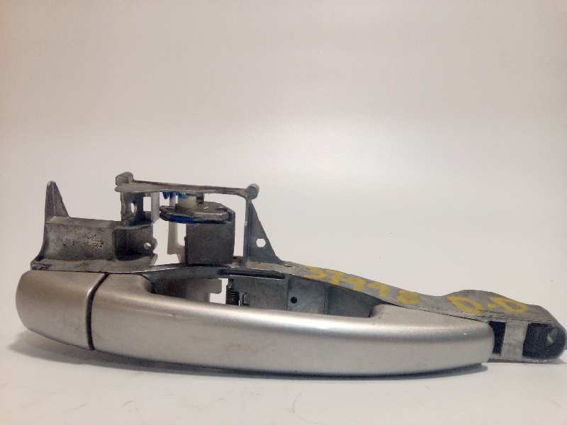 Recambio de maneta exterior delantera derecha para peugeot 208 active referencia OEM IAM NOREF  