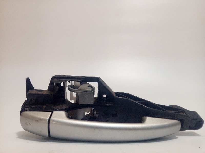 Recambio de maneta exterior trasera derecha para peugeot 208 active referencia OEM IAM NOREF  