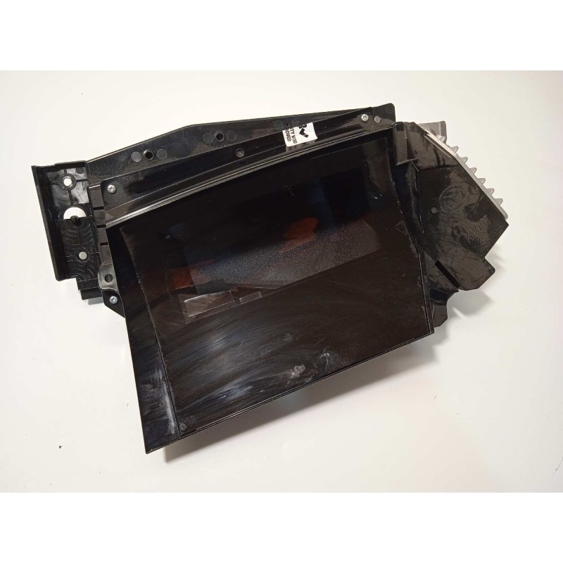 Recambio de pantalla multifuncion para mazda 3 berlina (bp) referencia OEM IAM BDGG  