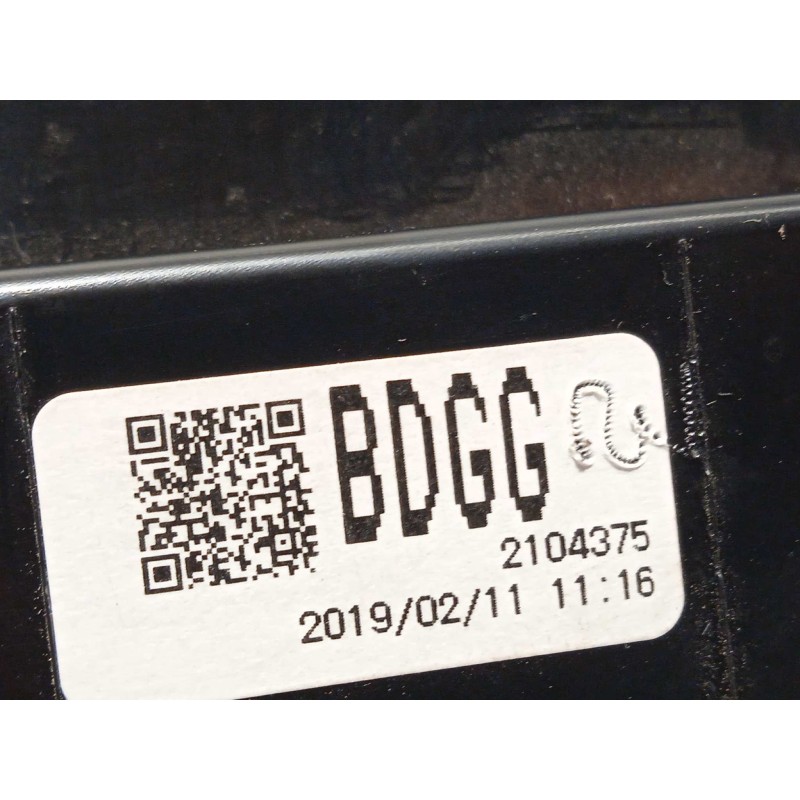 Recambio de pantalla multifuncion para mazda 3 berlina (bp) referencia OEM IAM BDGG  