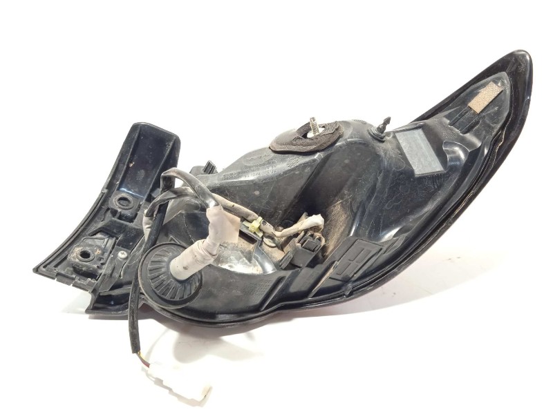 Recambio de piloto trasero izquierdo para mazda 3 berlina (bp) referencia OEM IAM 6519N6519R  