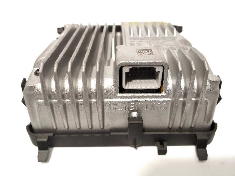 Recambio de modulo electronico para toyota avensis 1.8 16v cat referencia OEM IAM 8818105030  