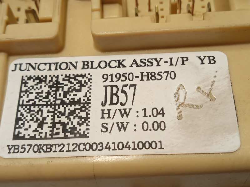 Recambio de caja reles / fusibles para kia stonic (ybcuv) 1.0 tgdi cat referencia OEM IAM 91950H8570  