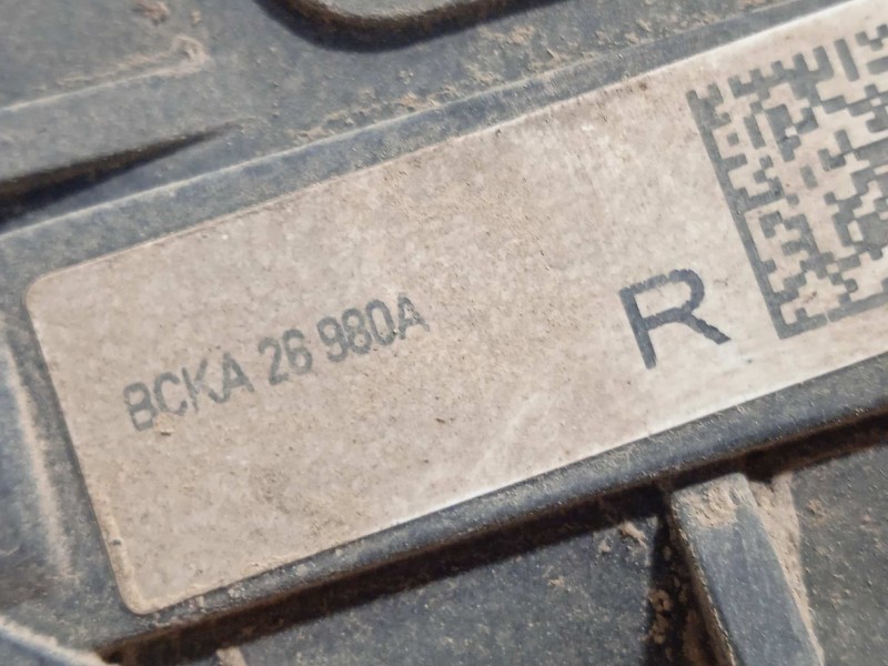 Recambio de pinza freno trasera derecha para mazda 3 berlina (bp) referencia OEM IAM BCKA26980A  