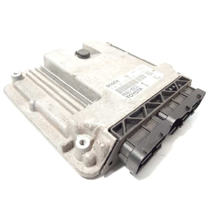 Recambio de centralita motor uce para toyota yaris 1.4 turbodiesel cat referencia OEM IAM 896610DC21  0281015385