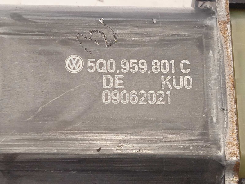 Recambio de elevalunas delantero izquierdo para seat leon sportstourer (kl8) fr referencia OEM IAM 5FA837461B  5Q0959801C