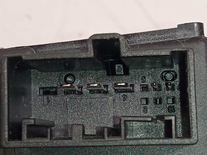 Recambio de elevalunas trasero derecho para seat leon sportstourer (kl8) fr referencia OEM IAM 5FA839462  5Q0959408D