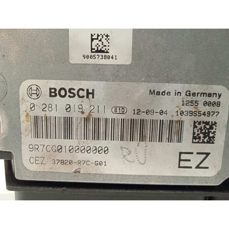Recambio de centralita motor uce para honda cr-v comfort 4x4 referencia OEM IAM 37820R7CG01  0281019211