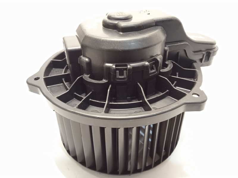 Recambio de motor calefaccion para kia stonic (ybcuv) 1.0 tgdi cat referencia OEM IAM 97113H8000  F00S3B2570