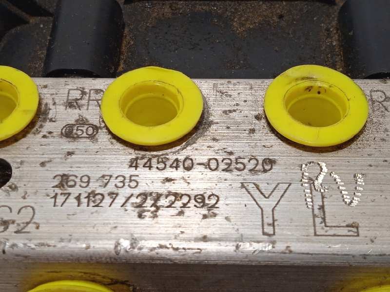 Recambio de abs para toyota auris touring sports (e18) active referencia OEM IAM 4454002520 2265106455 269735