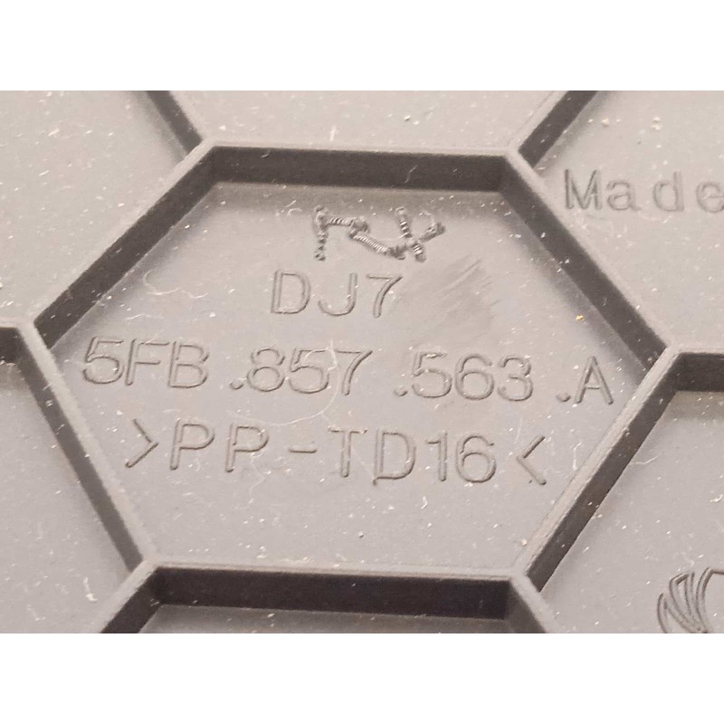 Recambio de guantera para seat leon sportstourer (kl8) fr referencia OEM IAM 5FB857095G 5FB857563A 5FB857095G4PK