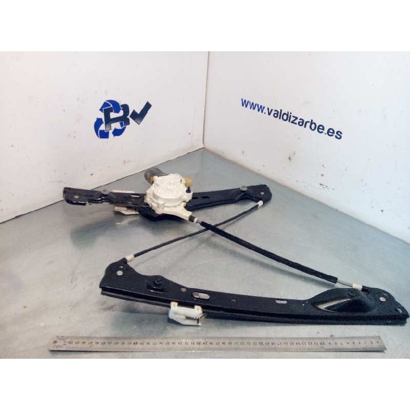 Recambio de elevalunas delantero derecho para bmw serie 3 touring (e91) 330d referencia OEM IAM 7060266  