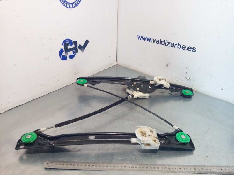 Recambio de elevalunas delantero derecho para bmw serie 3 touring (e91) 330d referencia OEM IAM 7060266  