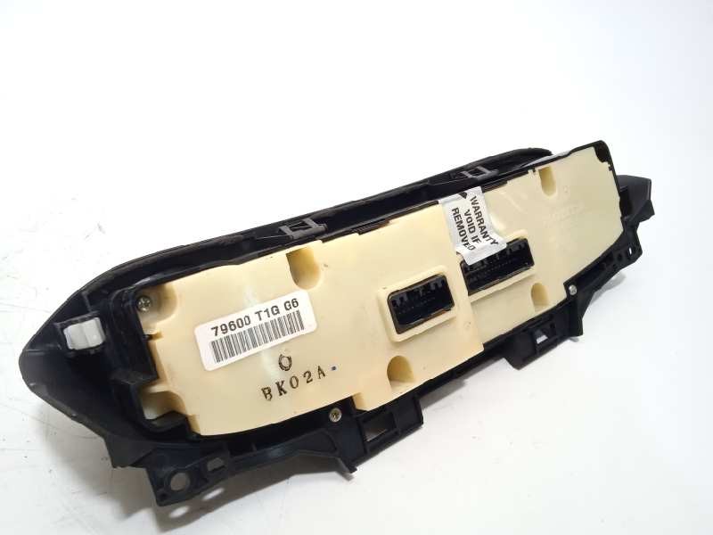 Recambio de mando climatizador para honda cr-v comfort 4x4 referencia OEM IAM 79600T1GG6  