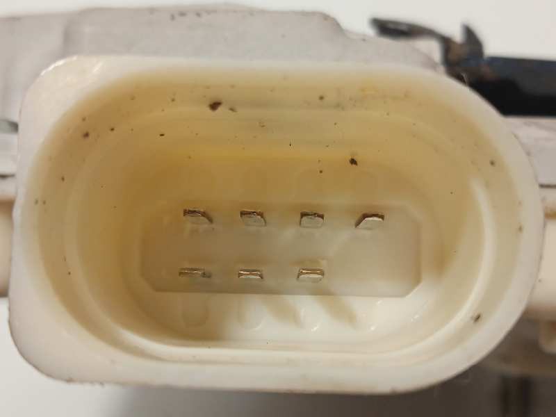 Recambio de cerradura puerta delantera derecha para seat exeo berlina (3r2) 2.0 tdi referencia OEM IAM 8E1837016AA  