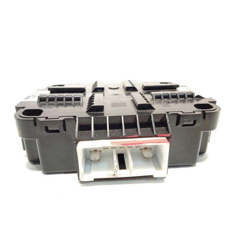 Recambio de modulo electronico para kia stonic (ybcuv) 1.0 tgdi cat referencia OEM IAM 95300H8000  