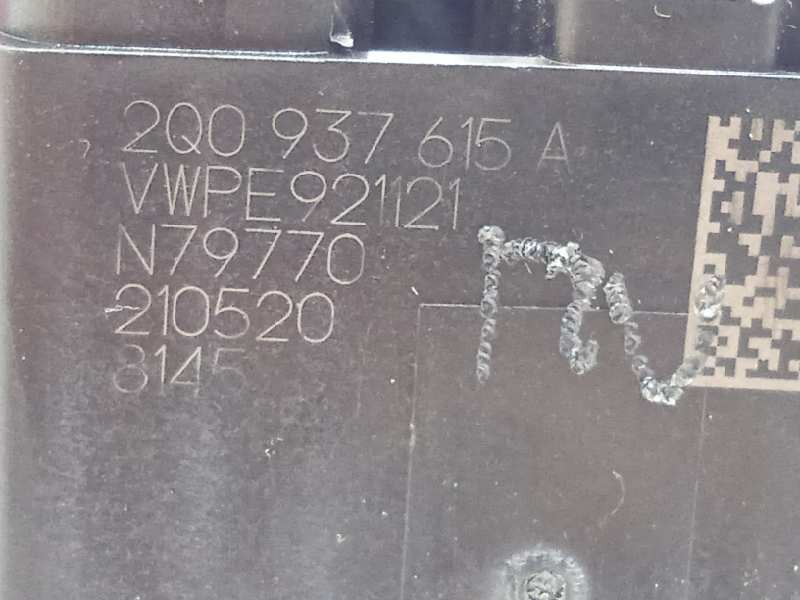 Recambio de caja reles / fusibles para volkswagen t-cross style referencia OEM IAM 2Q0937615A  