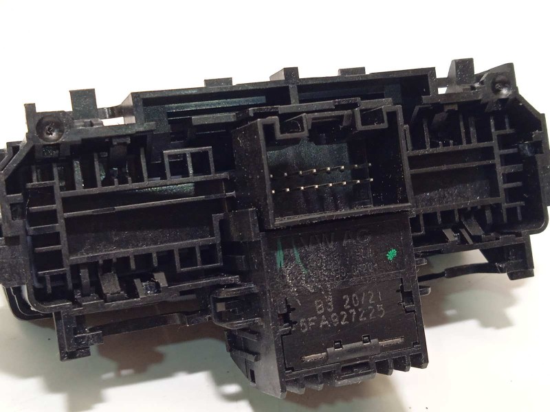 Recambio de mando multifuncion para seat leon sportstourer (kl8) fr referencia OEM IAM 5FA927225  5FA927225VRY