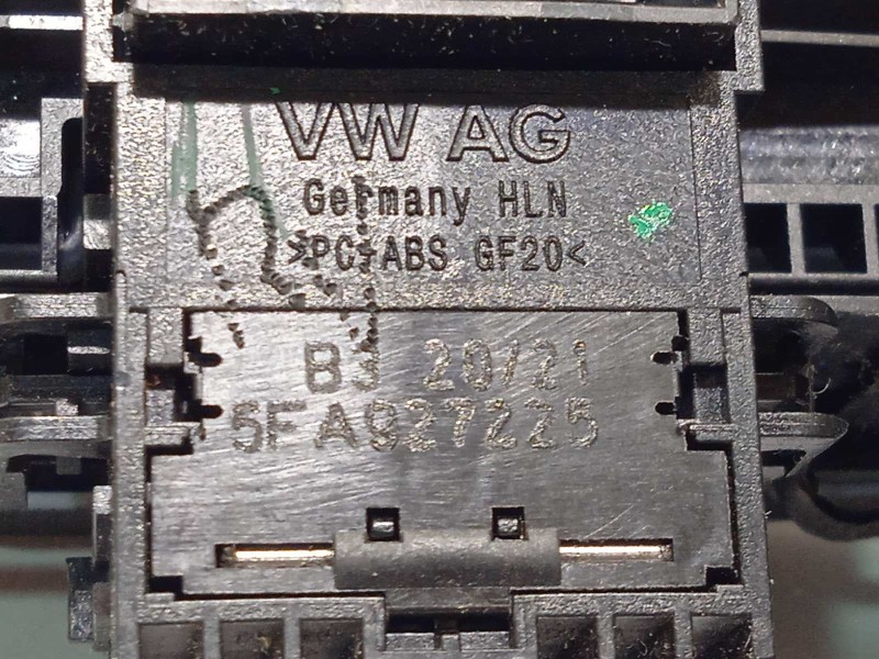 Recambio de mando multifuncion para seat leon sportstourer (kl8) fr referencia OEM IAM 5FA927225  5FA927225VRY